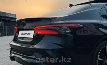 Toyota Camry 2020 года за 10 200 000 тг. в Усть-Каменогорск фото 3