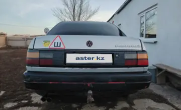Volkswagen Passat 1992 года за 695 000 тг. в Уральск