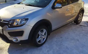 Renault Sandero 2017 года за 5 300 000 тг. в Актобе фото 1