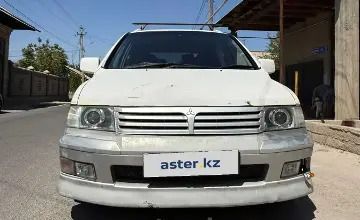 Mitsubishi Chariot 1999 года за 1 100 000 тг. в Шымкент фото 1