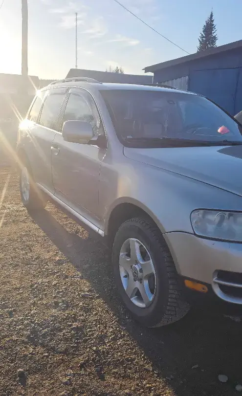 Volkswagen Touareg 2005 года за 4 000 000 тг. в Восточно-Казахстанская область фото 2