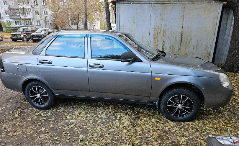 LADA (ВАЗ) Priora 2007 года за 1 500 000 тг. в Усть-Каменогорск фото 2