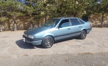 Volkswagen Passat 1991 года за 1 300 000 тг. в Караганда фото 1