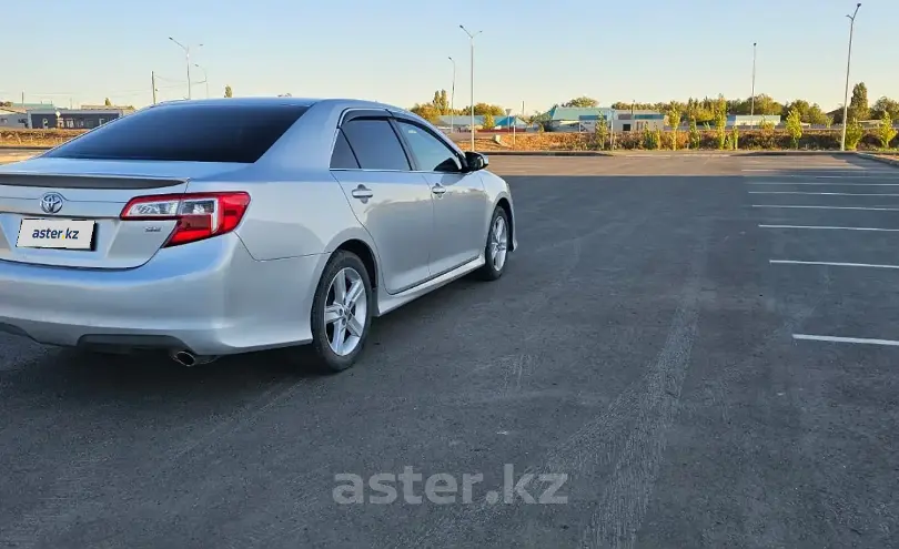 Toyota Camry 2014 года за 5 300 000 тг. в Актюбинская область фото 4