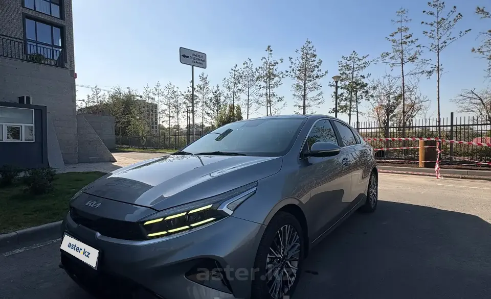 Kia Cerato 2022 года за 9 200 000 тг. в Алматы