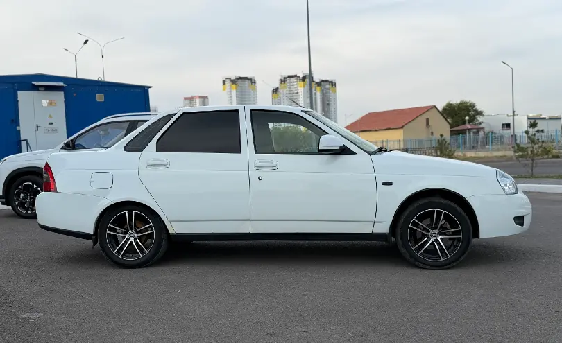 LADA (ВАЗ) Priora 2014 года за 2 600 000 тг. в Карагандинская область фото 4