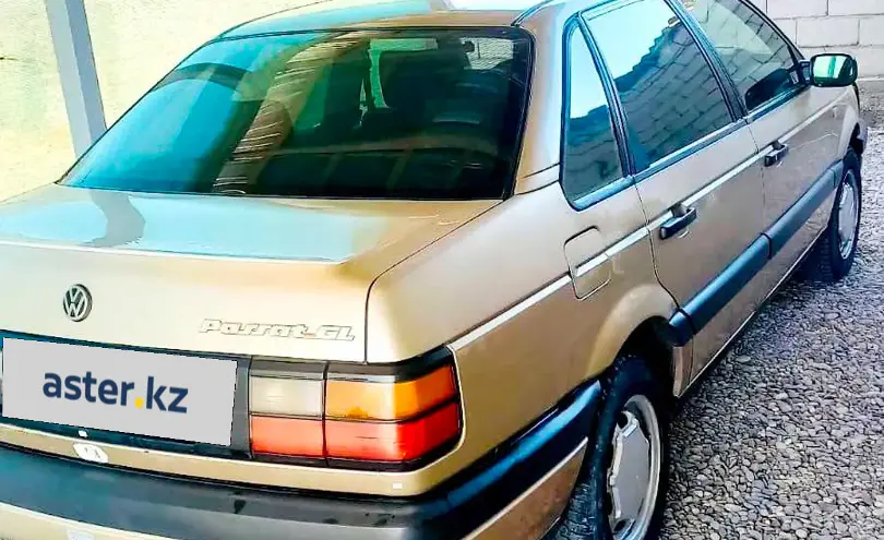 Volkswagen Passat 1988 года за 600 000 тг. в Тараз фото 4