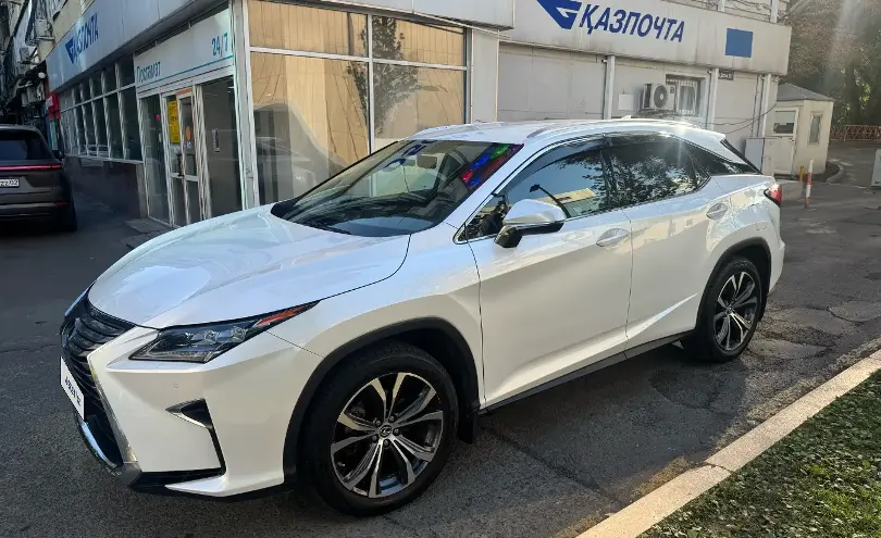 Lexus RX 2018 года за 18 100 000 тг. в Алматы фото 4
