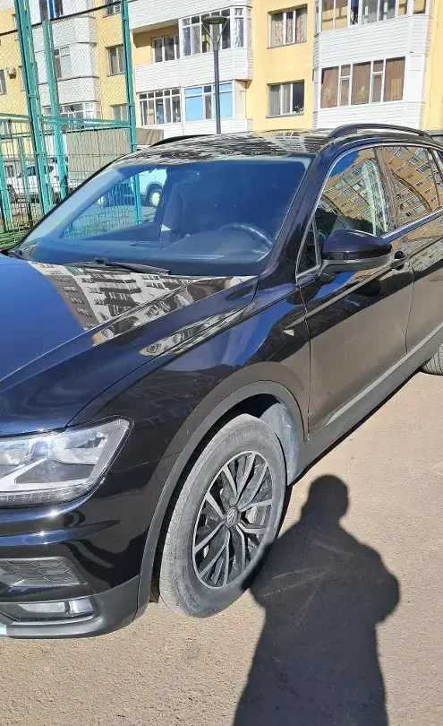 Volkswagen Tiguan 2021 года за 9 500 000 тг. в Семей фото 2