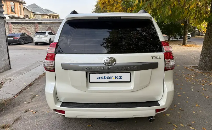 Toyota Land Cruiser Prado 2014 года за 16 700 000 тг. в Алматы фото 5