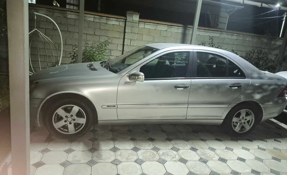 Mercedes-Benz C-Класс 2001 года за 2 500 000 тг. в Шымкент