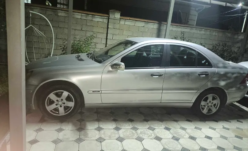 Mercedes-Benz C-Класс 2001 года за 2 500 000 тг. в Шымкент фото 1
