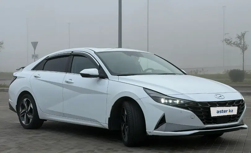 Hyundai Elantra 2021 года за 9 200 000 тг. в Астана фото 2