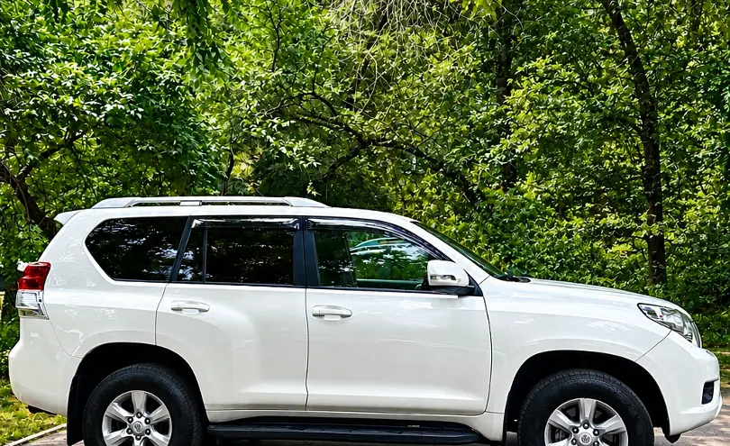 Toyota Land Cruiser Prado 2013 года за 19 000 000 тг. в Алматы фото 4