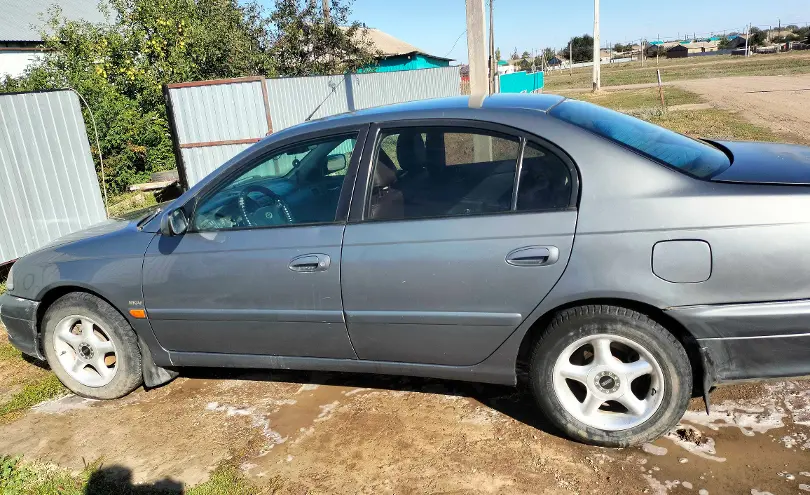 Toyota Avensis 2002 года за 1 800 000 тг. в Западно-Казахстанская область фото 5