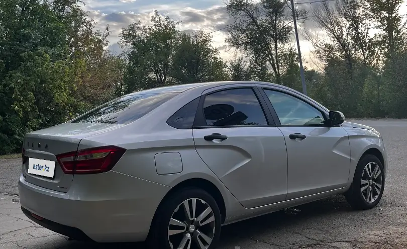 LADA (ВАЗ) Vesta 2018 года за 5 300 000 тг. в Уральск фото 4