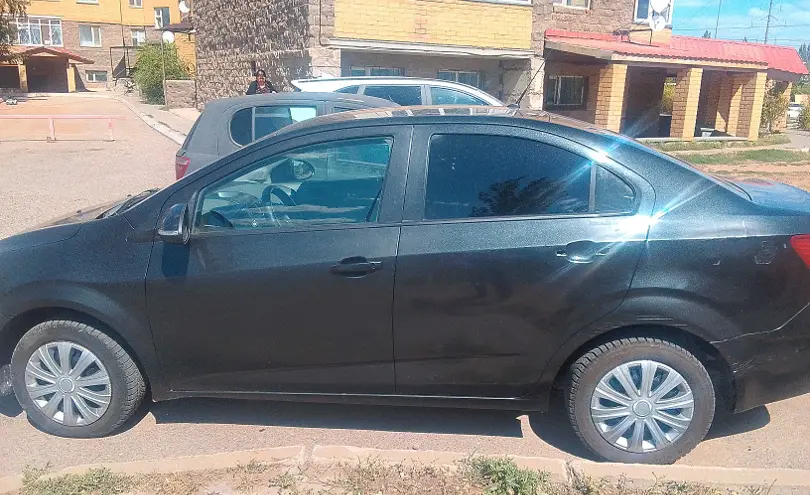 Chevrolet Aveo 2013 года за 2 600 000 тг. в Астана фото 4