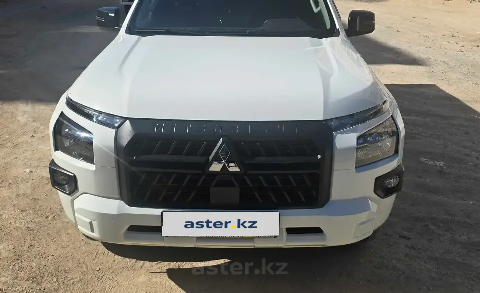 Mitsubishi L200 2024 года за 18 800 000 тг. в Мангистауская область