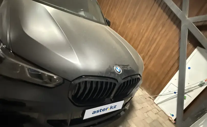 BMW X5 2022 года за 36 700 000 тг. в Алматы фото 2