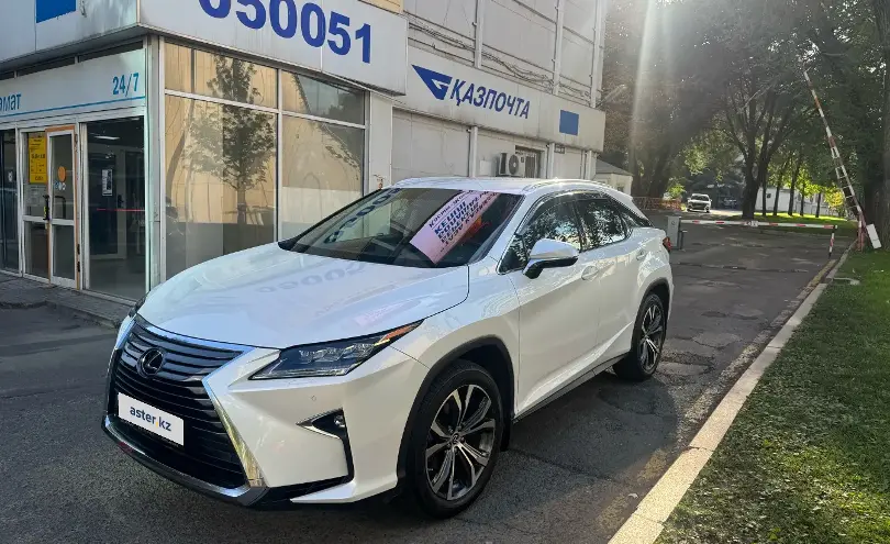 Lexus RX 2018 года за 18 100 000 тг. в Алматы фото 2