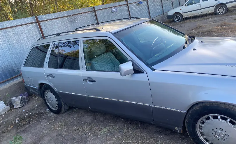 Mercedes-Benz E-Класс 1994 года за 1 500 000 тг. в Уральск фото 4