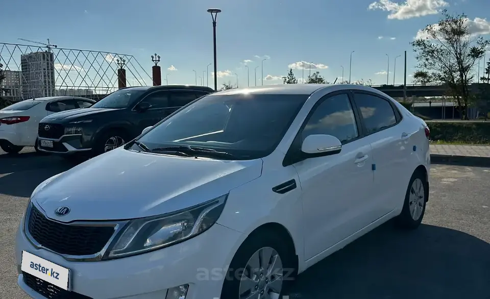 Kia Rio 2013 года за 4 300 000 тг. в Астана фото 1