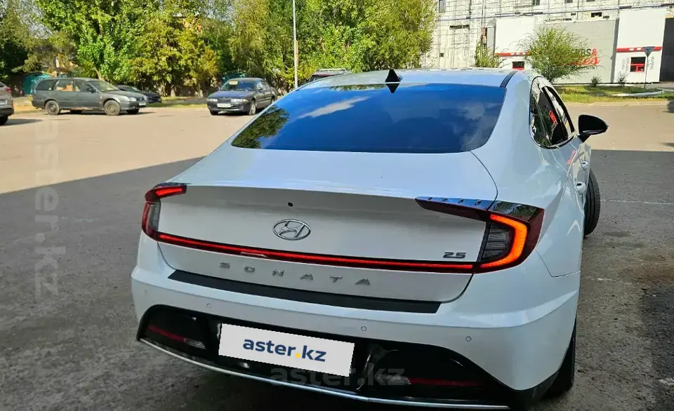 Hyundai Sonata 2020 года за 11 000 000 тг. в Астана фото 5