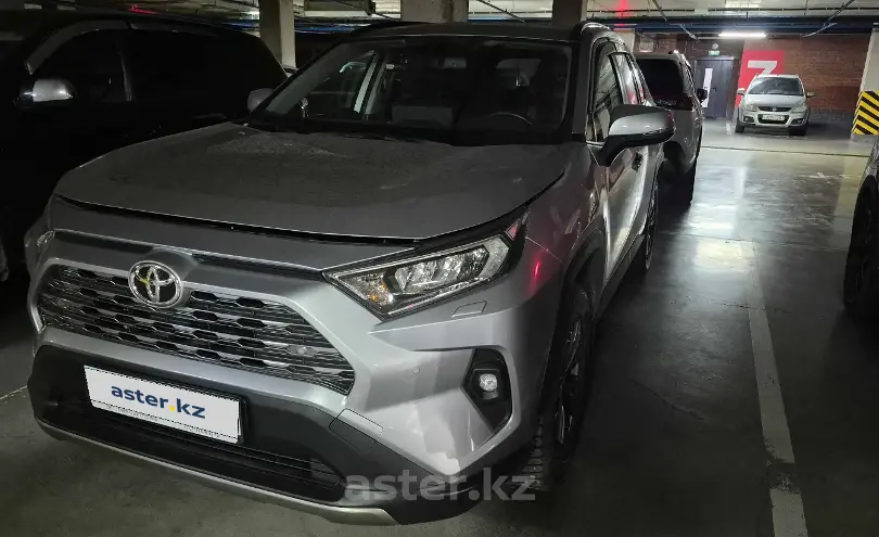 Toyota RAV4 2023 года за 17 600 000 тг. в Астана фото 1