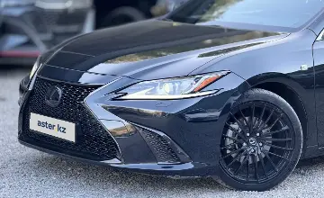 Lexus ES 2018 года за 20 100 000 тг. в Алматы фото 1