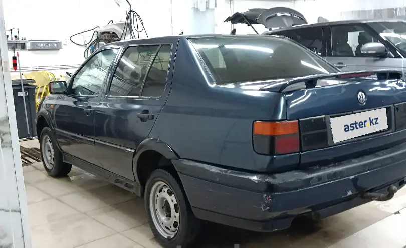 Volkswagen Vento 1995 года за 555 000 тг. в Астана фото 4