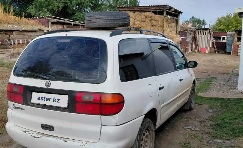 Volkswagen Sharan 1997 года за 2 500 000 тг. в Актюбинская область фото 3