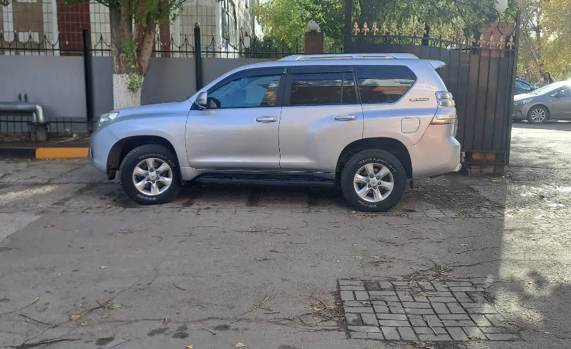Toyota Land Cruiser Prado 2011 года за 13 500 000 тг. в Астана фото 5