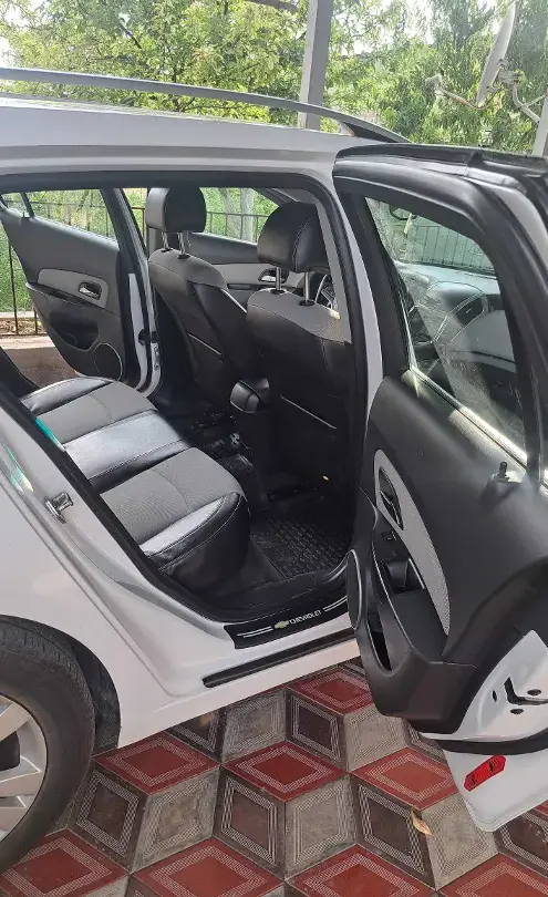 Chevrolet Cruze 2013 года за 5 200 000 тг. в Туркестанская область фото 5