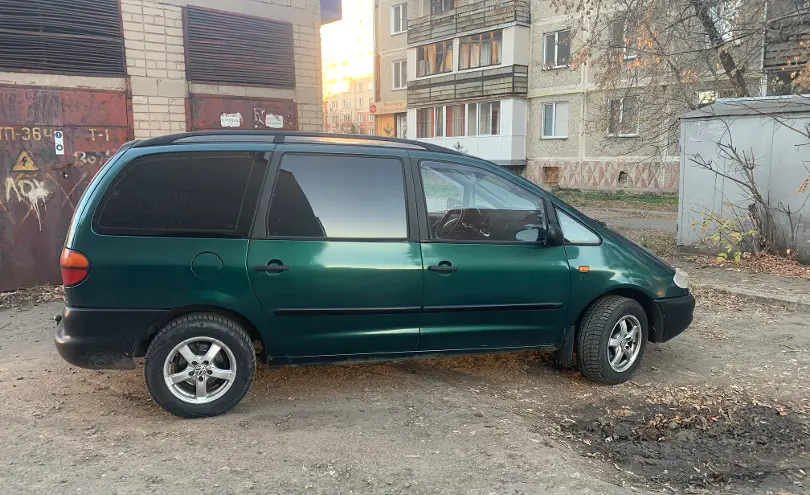 Volkswagen Sharan 1996 года за 1 800 000 тг. в Петропавловск фото 2