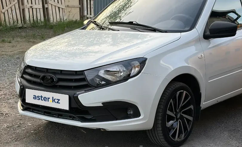 LADA (ВАЗ) Granta 2019 года за 3 400 000 тг. в Костанай фото 2