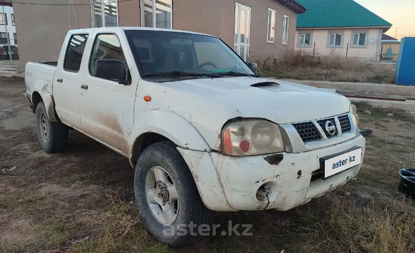 Nissan NP300 2012 года за 3 000 000 тг. в Астана фото 3