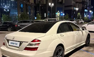 Mercedes-Benz S-Класс 2007 года за 6 200 000 тг. в Астана фото 2