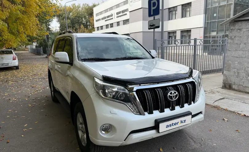 Toyota Land Cruiser Prado 2014 года за 16 700 000 тг. в Алматы фото 3