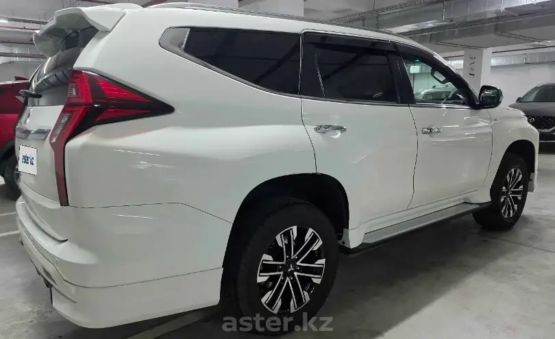 Mitsubishi Montero Sport 2022 года за 16 699 000 тг. в Алматы фото 4