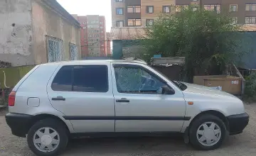 Volkswagen Golf 1993 года за 1 300 000 тг. в Кокшетау фото 2