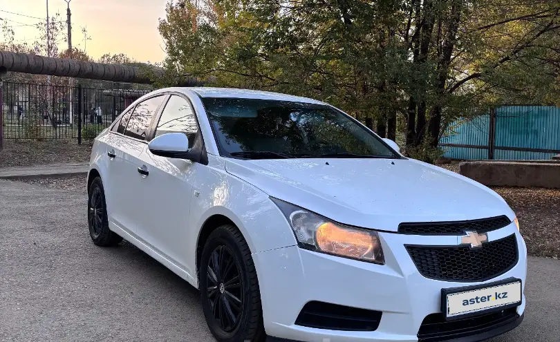 Chevrolet Cruze 2012 года за 3 700 000 тг. в Уральск фото 3