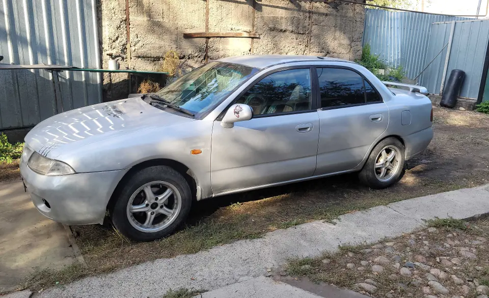 Mitsubishi Carisma 1997 года за 750 000 тг. в Алматы