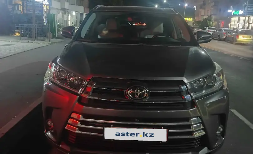 Toyota Highlander 2019 года за 20 000 000 тг. в Талдыкорган фото 4