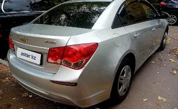 Chevrolet Cruze 2012 года за 3 200 000 тг. в Караганда фото 4