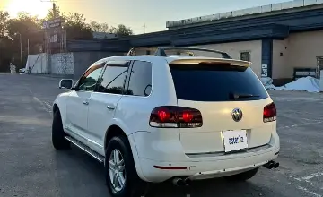 Volkswagen Touareg 2004 года за 4 500 000 тг. в Алматы фото 3
