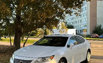 Lexus ES 2014 года за 9 500 000 тг. в Астана фото 3