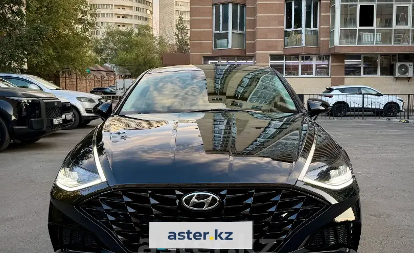Hyundai Sonata 2022 года за 10 700 000 тг. в Алматы фото 2