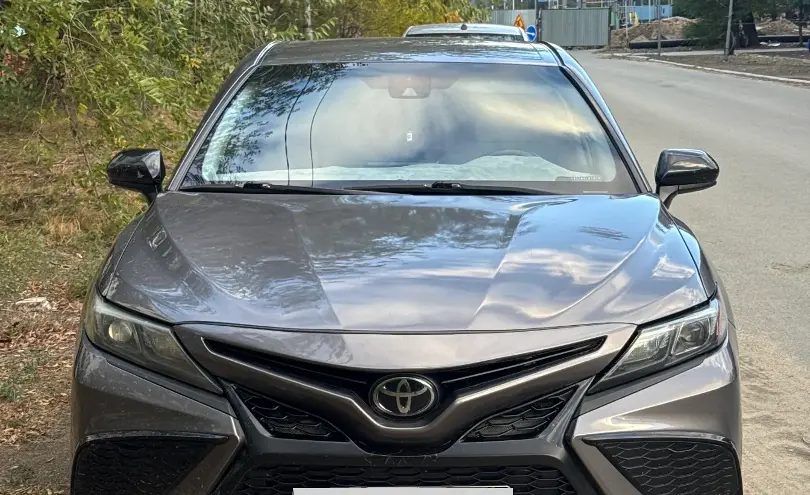 Toyota Camry 2021 года за 13 500 000 тг. в Семей фото 2