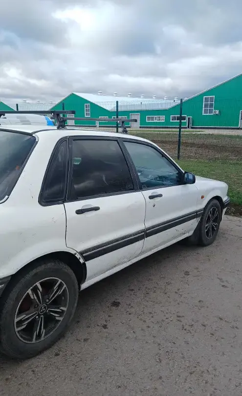 Mitsubishi Galant 1990 года за 900 000 тг. в Акмолинская область фото 2