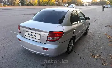 Kia Rio 2004 года за 2 500 000 тг. в Карагандинская область фото 3